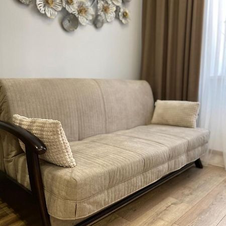 Homelike Apartment Lviv Eksteriør billede