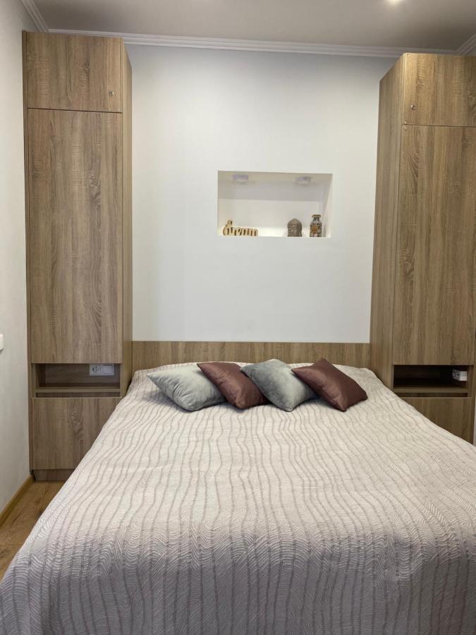 Homelike Apartment Lviv Eksteriør billede