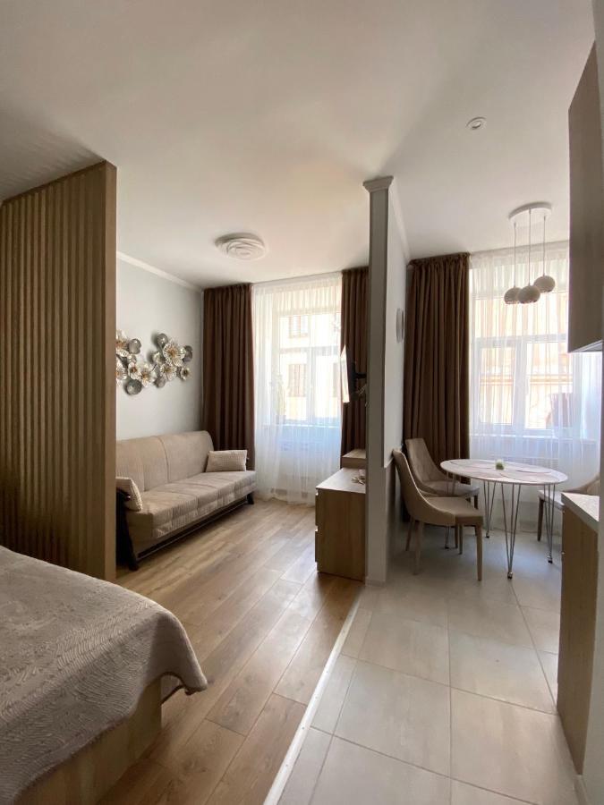 Homelike Apartment Lviv Eksteriør billede