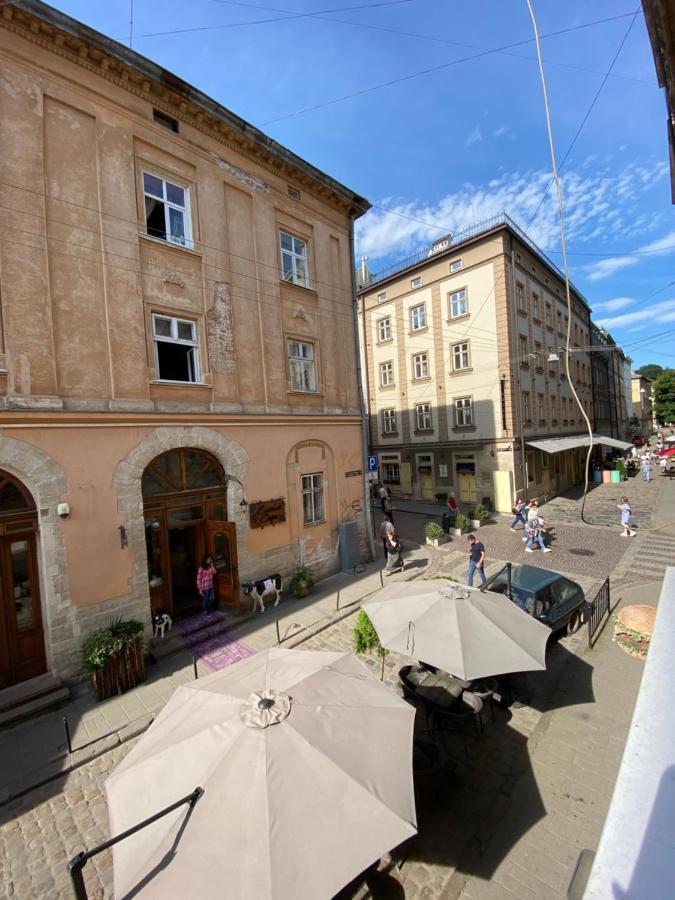 Homelike Apartment Lviv Eksteriør billede
